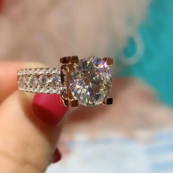 ✨Crystal Pure Zircon Rose Gold Luxury Chunky Ring for Women, UNVN12256 - Picture 5 of 6